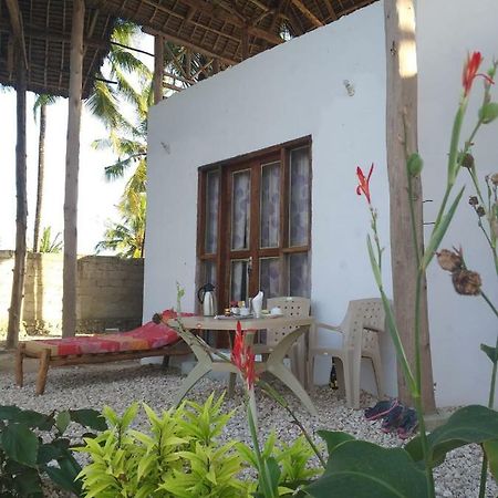 Malik Villa-Matemwe Bnb And Restaurant Eksteriør bilde